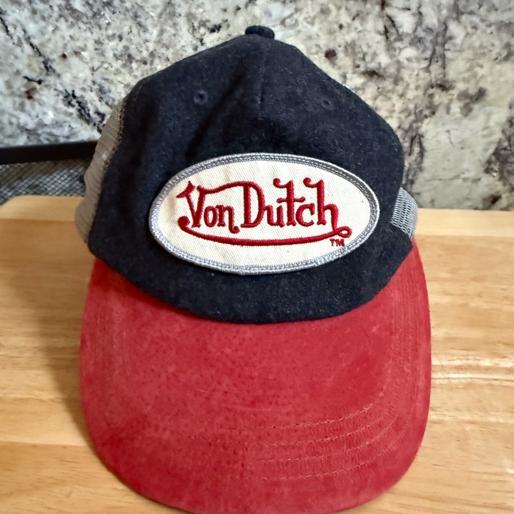 🔥 Rare Y2K Von Dutch Red + Gray Trucker Hat - excellent condition ❤️🩶